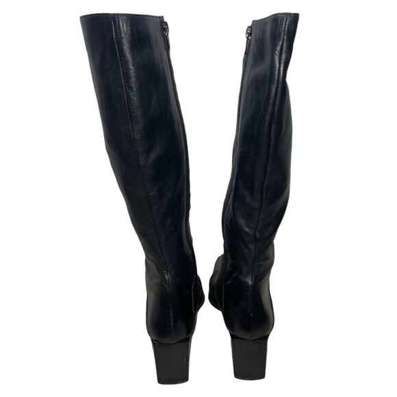 Stuart Weitzman Black Soft Leather Tall Boots      Size: 9B - Picture 5 of 7